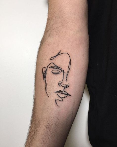 30 single line tattoo ideas. Learn how to choose the right tattoo, along with tattoo tips. This blog is perfect for all tattoo enthusiasts. Line Drawing Tattoos, Tatuagem Masculina Pequena, Tato Minimal, One Line Tattoo, Female Tattoos, Single Line Tattoo, Men Tattoos, Geometric Tattoos, Tattoos Geometric