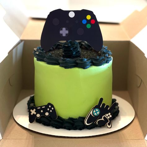 Kreationsbykarla Gamer Birthday Cake, Pastel Gamer, Xbox Party, Xbox Cake, Birthday Cake Cake, Video Games Birthday Party, Cake Birthday Cake, Gamer Birthday, Birthday Cake Pops