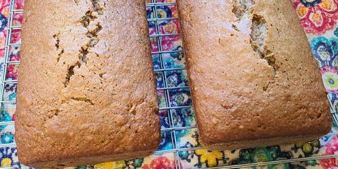 Zucchini Bread With Applesauce, Zucchini Applesauce, Bread With Applesauce, Apple Zucchini Bread, Moist Zucchini Bread, Applesauce Bread, Easy Zucchini Bread, Brunch Sides, Zucchini Bread Recipe