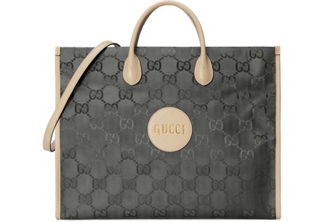 Shop the Gucci Off The Grid Tote Bag In Black GG ECONYL® at GUCCI.COM. Enjoy Free Shipping, Returns & Complimentary Gift Wrapping. Gucci Tote Bag, Men's Totes, Bags Gucci, Gucci Logo, Gucci Tote, Coach Horse And Carriage Tote, Digital Gifts, Black Tote, Gucci Black