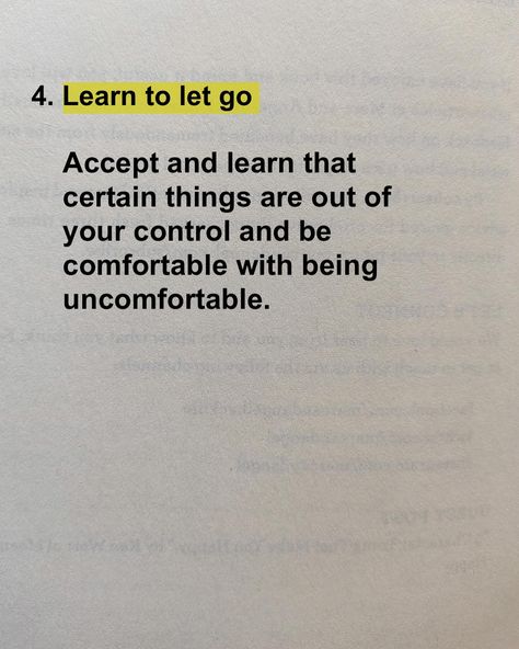 8 easy steps to develop a strong mindset. ✨Having a strong mindset is necessary for your personal and professional success. It will help you be more resilient, confident, focused and positive in life. ✨It will help you bounce back from failures and be more adaptable to change. With this mindset, you’ll be able to prioritize your goal and complete them without any distractions while also managing your emotional and mental well being. What steps are you going to take? Share it with your f... Be More Confident Quotes, Be You Quotes Positivity, Take A Step Back Quotes, How To Have A Strong Mindset, Confidence Is A Mindset, Bounce Back Quotes, Strong Mindset Quotes, Ways To Change Your Mindset, How To Have A It Is What It Is Mindset