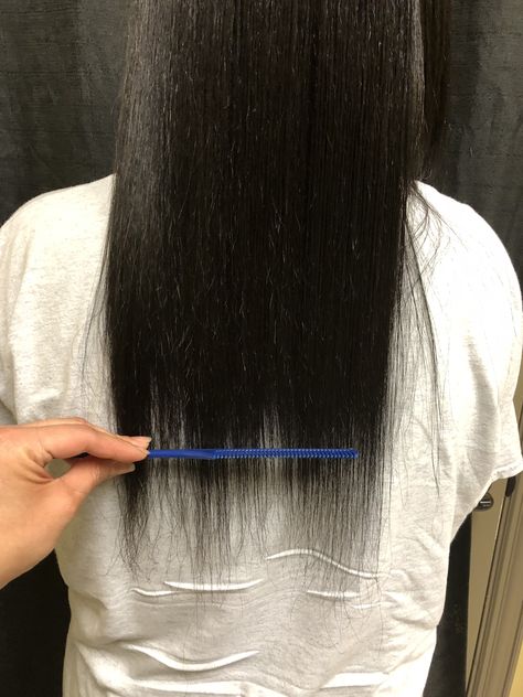 Split ends!!! Trim time!!! Let go of those ends! 😊 #trim #splitends #haircuts #naturalhair #blowout Edgy Updo, Invisible Hair Extensions, Black Hair Inspiration, Edgy Looks, Hair Catalog, Split Hair, Trendy Haircuts, Split Ends, Hair Maintenance