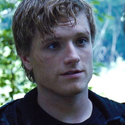 Peeta Hunger Games Josh Hutcherson, Hunger Games Peeta, Hunger Games 3, Peeta Mellark, Josh Hutcherson, The Hunger Games, Pretty Men, Cutie Patootie, Hunger Games