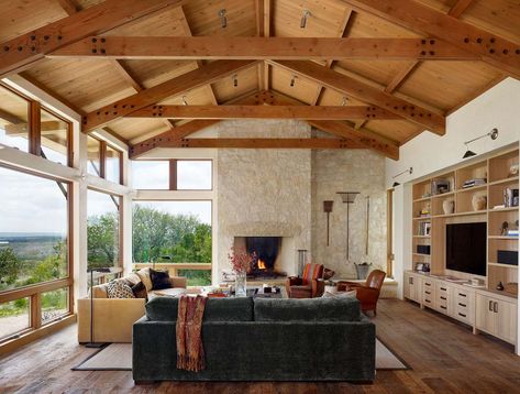 Fresh twist on the classic ranch style home in Texas Hill Country Mountain House Decor, Modern Rustic Living Room, Limestone Wall, Modern Rustic Homes, Texas Ranch, Ranch Style Homes, Ranch Style Home, Rustic Living, Rustic Living Room