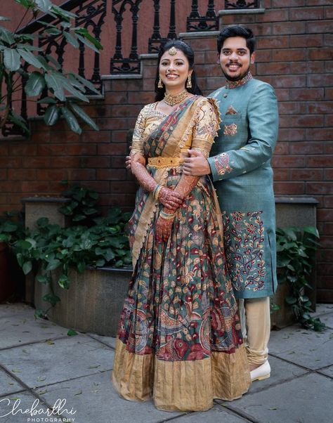 Kalamkari Couple Outfits, Bride Choli, Wedding Blouses, Plain Blouse Designs, Family Dress, Men Styling, Reception Saree, Mirror Work Lehenga, Bride Hairstyle