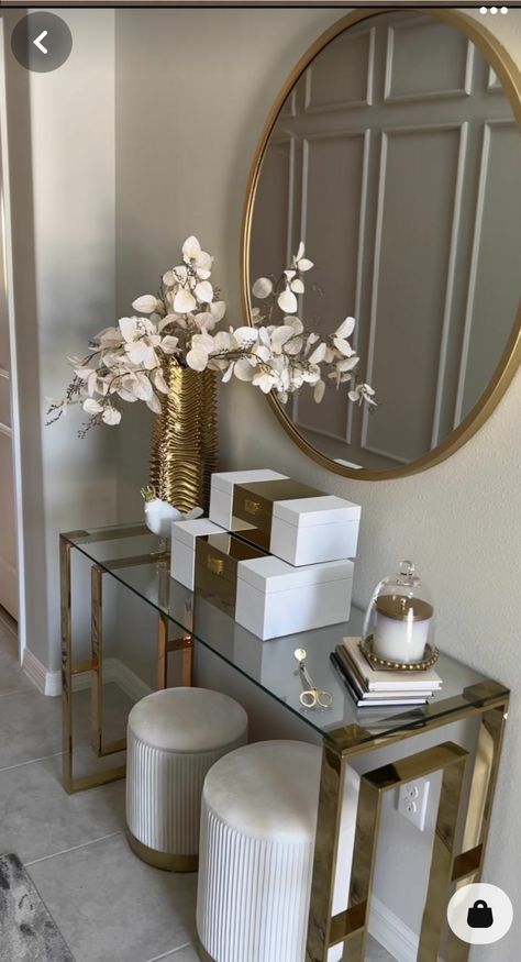 Tv Buffet Ideas, White And Gold Entryway Decor, Flowers On Console Table, Beige And Gold Home Decor, Gold Accent House Decor, Entry Way Console Table Decor Modern, White And Gold Hallway, Apartment Gold Accents, Home Decor Ideas Gold Accents