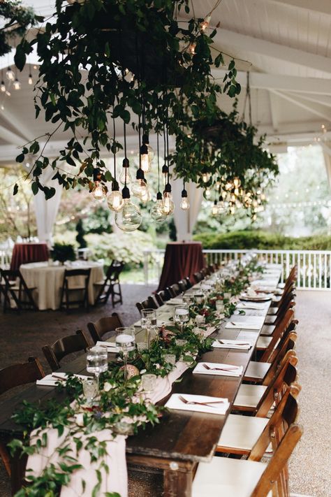 Vineyard Floral Arrangements, Botanical Garden Wedding Reception, Indoor Greenery Wedding, Urban Garden Wedding, Fall Garden Wedding Ideas, Biophilic Wedding, Garden Gala Theme, Hanging Greenery Wedding, Indoor Garden Wedding Reception