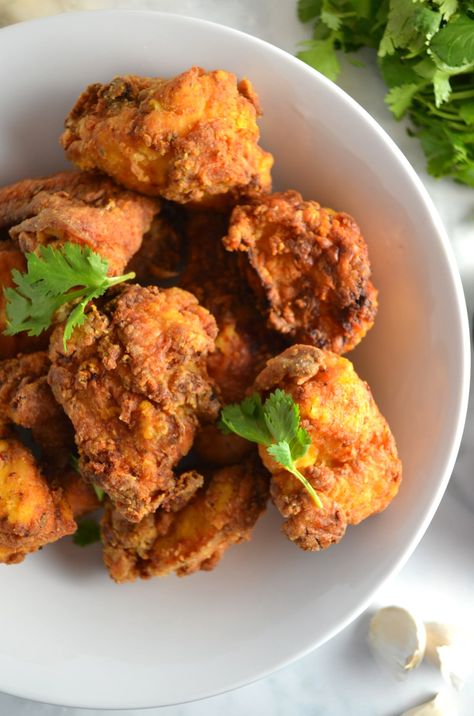 Chicharrones De Pollo (Puerto Rican Fried Chicken) Portugese Recipe, Puerto Rican Fried Chicken, Chicharrones Recipe, Avocado Egg Recipes, Creamy Cajun Shrimp Pasta, Caribbean Foods, Latin Dishes, Creamy Mustard Sauce, Puerto Rican Dishes