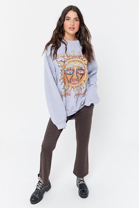 Sublime Sweatshirt, Urban Outfitters Sweatshirt, Oversized Crew Neck Sweatshirt, Sublime Sun, Sun Hoodie, Oversize Tshirt Outfits, Goth Fashion Punk, Urban Outfitters Clothes, Fits Aesthetic