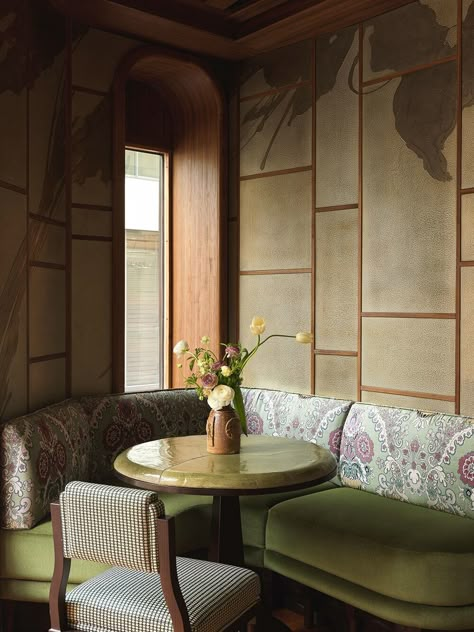 inside hôtel hana in paris, where french & japanese aesthetics meet Ethnic Interior Design, Noguchi Lamp, Sofa Scandinavian, Swimming Pool Images, Throw Pillows And Blankets, Restaurant Vintage, Renovation Architecture, Togo Sofa, Japanese Minimalism