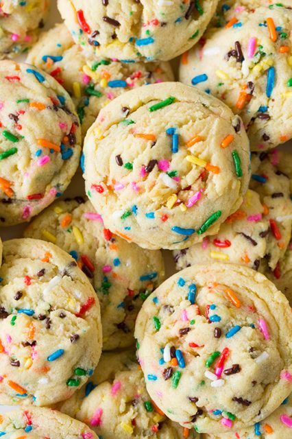 Cake Mix Cookies With Pudding, Pudding Mix Cookies, Cookies With Pudding, Funfetti Cake Mix Cookies, Cookies With Sprinkles, Confetti Cookies, Cake Batter Cookies, Funfetti Cookies, Funfetti Cake Mix