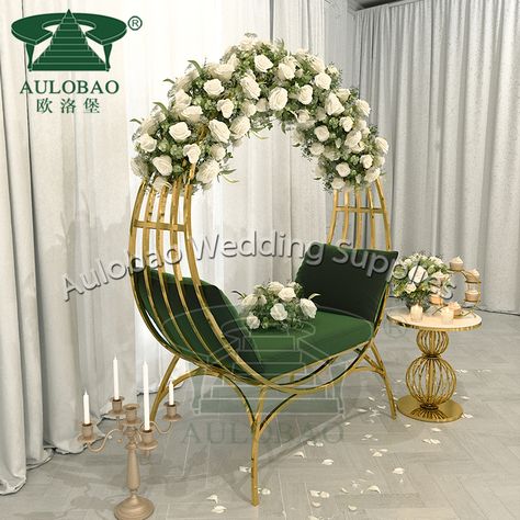 Wedding Chairs Bride And Groom, Chairs For Bride And Groom, Royal Sofa, Chairs Wedding, Elegant Decorations, Stainless Steel Chair, Steel Sofa, Ganapati Decoration, Hotel Party