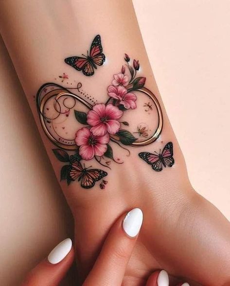 Monarch Tattoos, Tiny Wrist Tattoos, Cool Wrist Tattoos, Hand And Finger Tattoos, Butterfly Tattoos For Women, Tattoos For Women Flowers, Tasteful Tattoos, Hand Tattoos For Women, Pretty Tattoos For Women