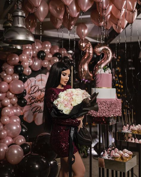 Drita Stublla on Instagram: “22🎀🎉” 30th Birthday Ideas For Women, 21st Bday Ideas, 18th Birthday Decorations, Birthday Room Decorations, Birthday Goals, 21st Birthday Decorations, Birthday Ideas For Her, Gold Birthday Party, Rose Gold Party