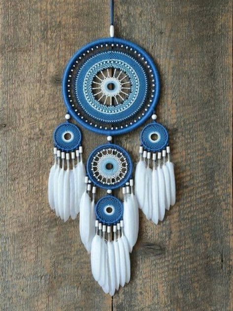 Dream Catcher Gifts, Atrapasueños Diy, Boho Bedroom Diy, Dream Catcher Patterns, Blue Dream Catcher, Dream Catcher Decor, Dream Catcher Art, Feather Diy, Diy Tumblr