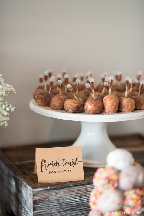 Donut Hole Bouquet, Donut Holes Wedding, Donut Holes Display, Anniversary Reception, Graduation Brunch, Donut Display, Pantry Organizer, Birthday Donuts, Career Center