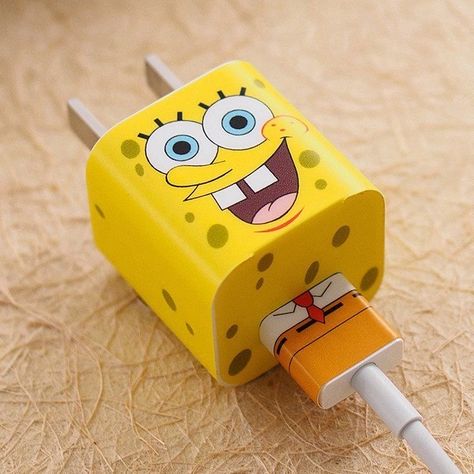 Charger Art, Phone Case Diy Paint, Sponge Bob, Iphone Charger, Easy Diy Art, Iphone Accessories, Diy Phone, Diy Phone Case, Phone Charger