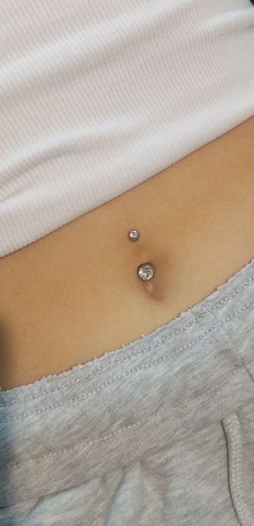 Body Piercing Ideas For Women, Tummy Piercing, Navel Piercing Aesthetic, Naval Piercing, Dream Piercings, Beautiful Good Night Messages, Bellybutton Piercings, Belly Button Piercing Jewelry, Button Piercing