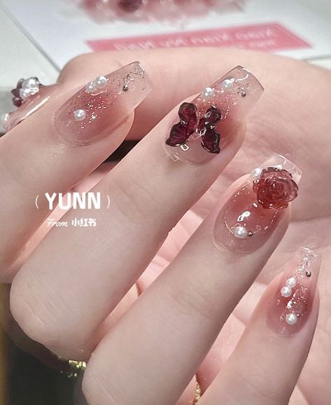 Korean Jelly Nails Butterfly, Red Nail Art Designs Classy, Asian Nails Red, Xiaohongshu Nails Red, Douyin Butterfly Nails, Nail Art Douyin, Chinese Nail Art Douyin, Nail Designs Chinese, Red Nails Douyin