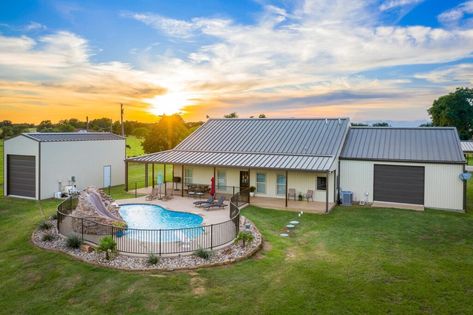 Lovely Lorena Texas Barndominium with Pool Offers comfortable country living with a touch of luxury in a superb location. Barndominium Pool House, Barndominium Pool, Barndominium With Pool, Texas Barndominium, Metal Building House Plans, Metal Barn Homes, Metal Building Home, Pool House Plans, Barn Renovation