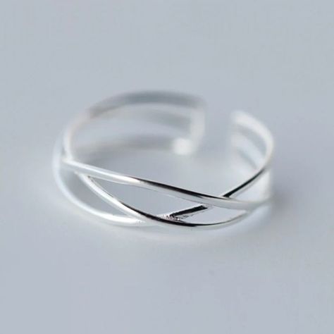 Character Jewelry, Minimalist Silver Ring, Casual Rings, Silver Rings Simple, Silver Ring Designs, Playful Style, Spiral Ring, Silver Colour, Rings For Girls