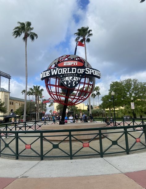 Espn World Wide Sports Cheer, Summit Cheer, Cheer Moves, Cute Cheer Pictures, Cheer Life, Orlando Travel, Cheer Pictures, Aesthetic Background, Wide World