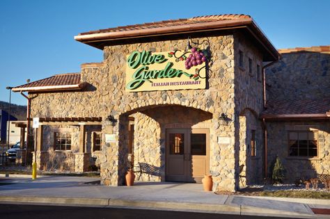 Olive Garden partnering with Weather Shield Windows & Doors | More at http://www.weathershield.com/Home Mediterranean Revival, Better Homes And Garden, Gold Kitchen, Olive Gardens, Tacoma Wa, Olive Garden, Windows Doors, Kitchen Style, Better Homes