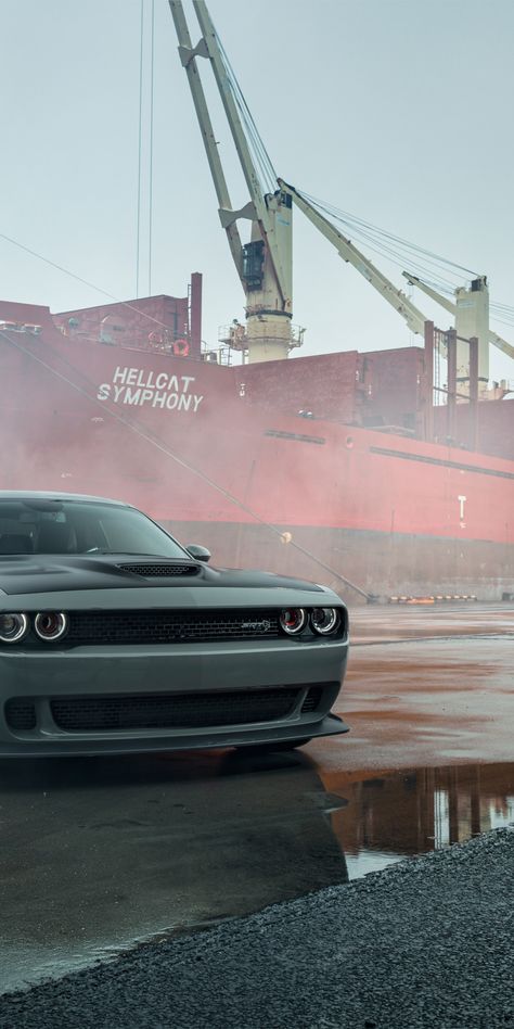 Dodge Wallpaper, Doge Challenger, 60s Muscle Cars, Dodge Challenger Hellcat, Challenger Srt Hellcat, Dodge Challenger Srt Hellcat, Cars Wallpaper, Car Bmw, Dodge Muscle Cars