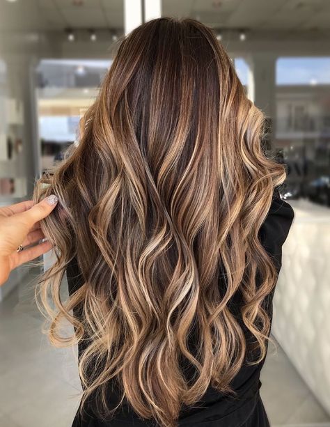 Light Blonde Balayage, Blonde Balayage Highlights, Brunette Hair With Highlights, Gorgeous Hair Color, Brown Hair With Blonde Highlights, Brunette Balayage Hair, Long Hair Color, Brown Hair Balayage, Balayage Brunette