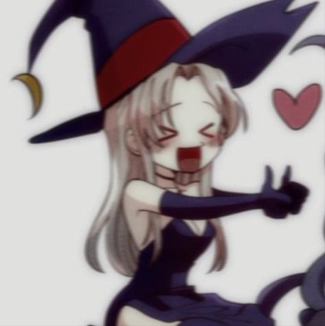 matching pfps/icons for couples :) Halloween Matching Pfp Besties Girl, Matching Pfp For Female Best Friends, Witch Pfp Matching, Cute Halloween Pfps Matching, Matching Lesbian Pfp Icons Halloween, Spooky Pfps Matching, Fall Matching Pfp Best Friends, Halloween Pfp Matching Girl, Curly Hair Matching Pfp