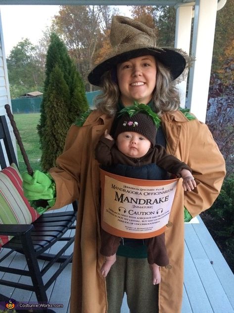 Mandrake Madness Costume - Halloween Costume Contest Harry Potter Family Costumes, Baby Harry Potter Costume, Hagrid Costume, Baby Carrier Costume, Professor Sprout, Potter Family, Harry Potter Halloween Costumes, Baby Halloween Costume, First Halloween Costumes