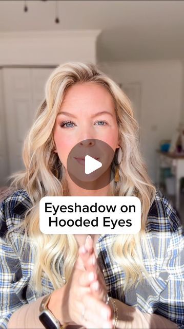 Seint Eyeshadow For Hooded Eyes, Eyeshadow Placement Hooded Eyes, Hooded Eyelid Eyeshadow, Seint Eyeshadow Hooded Eyes, Easy Makeup Looks For Hooded Eyes, Hooded Eyes Eyeshadow Tutorials, Hooded Eye Makeup Eyeshadow, Make Up For Hooded Eye, Makeup For Hooded Eyes Older Women