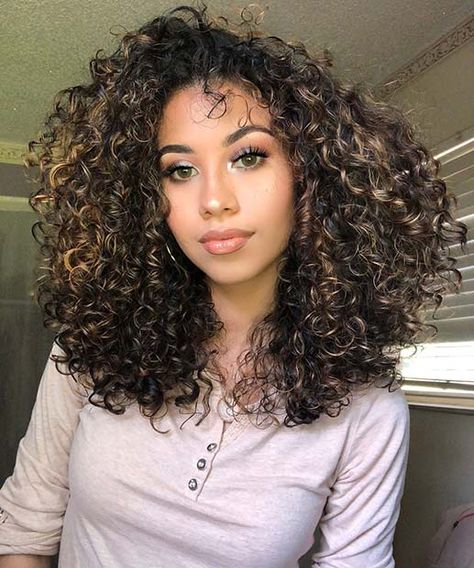 Dark Brown Hair With Highlights, Curly Highlights, Dyed Curly Hair, Highlights Curly Hair, Hair With Highlights, Brown Curly Hair, Blonde Curly Hair, Colored Curly Hair, Curly Hair Inspiration