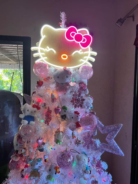 Hello Kitty Tree, Hello Kitty Navidad, Christmas Hello Kitty, Hello Kitty Christmas Tree, Hello Kitty Room Decor, Hello Kitty Rooms, Kitty Christmas, Pink Xmas, Hello Kitty Accessories