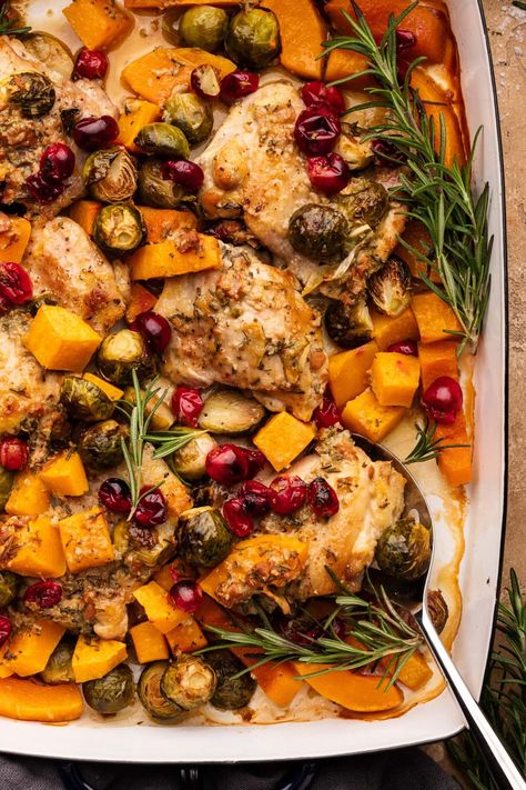 Chicken And Squash Recipes, Butternut Squash And Cranberries, E2m Recipes, Butternut Squash Tart, Squash Tart, Fall Chicken Recipes, Chicken Squash, Easy Fall Dinners, Friendsgiving Food