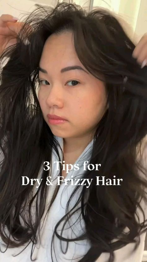 Tired of frizzy hairStep by step routine to fix it Shiny Hair Diy, Frizzy Hair Remedies, Fizzy Hair, Hair Step By Step, Frizzy Hair Tips, Haircuts For Frizzy Hair, Silky Shiny Hair, Caring For Frizzy Hair, Poofy Hair