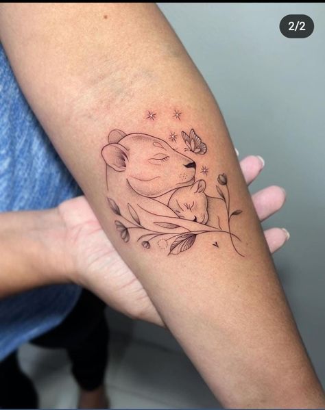 Mom And Child Tattoo, Lion Cub Tattoo, Child Tattoo, Grace Tattoos, Mom And Child, Mom Tattoo Designs, Neck Tattoos Women, Mommy Tattoos, Inspiration Tattoos