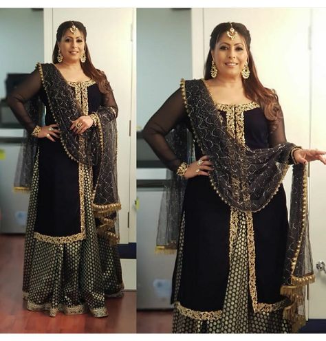 Lehenga Design For Plus Size Women, Plus Size Lehnga Outfit, Indian Wedding Outfits Plus Size Women, Plus Size Pakistani Suits, Indian Wedding Outfits For Plus Size, Plus Size Indian Fashion Party Wear, Plus Size Indian Outfits For Wedding, Sharara Ideas, Plus Size Fashion For Women Indian