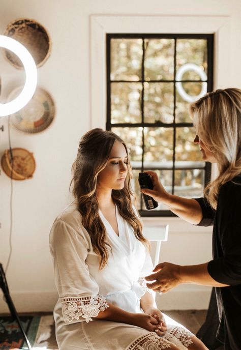 Bride Doing Makeup Photography, Brides Preparation Photography, Bride Preparation Photos, Wedding Makeup Photography, Prepare For Wedding, Wedding Preparation Photos, Hairstylist Branding, Bride Preparation, Quinceanera Photoshoot