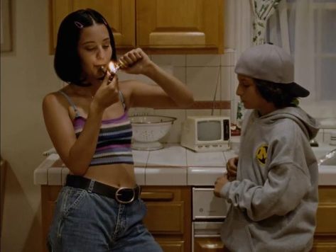 Mid 90s Outfits, Mid90s Aesthetic, Mid 90s Aesthetic, Mid 90/, Bedroom Scene, Film Life, Alexa Demie, Mid 90s, 90s Movies