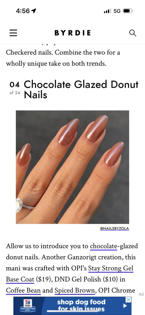 Caramel Glazed Donut Nails, Hailey Beiber Chocolate Glaze Nails, How To Chocolate Glazed Nails, Dnd Glazed Donut Nails, Choc Glazed Donut Nails, Chrome Nails Tan Skin, Chocolate Brown Glazed Nails, Chocolate Brown Dip Powder Nails, Cinnamon Glaze Nails