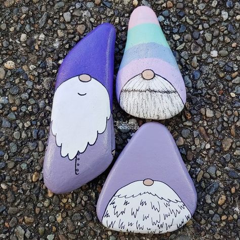 Gnome Rocks Painted, Painted Rock Gnomes, Gnomes Painted On Rocks, Rock Gnomes, Gnome Paint, Painted Rocks Kids, Painted Rocks Craft, Painted Rocks Diy, Rock Painting Ideas Easy