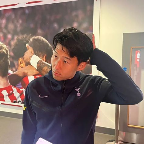 Son Heung Min Photoshoot, My Pretty Boy, Hm Son, Son Heung Min, First Day, Soccer, Football, Quick Saves, American Football