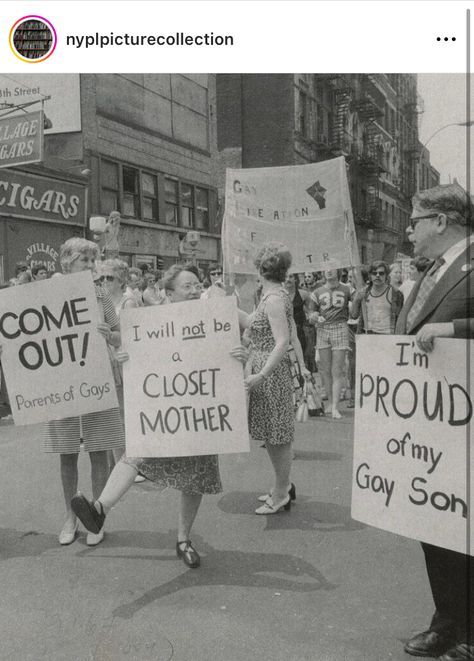 Lgbt History, Protest Signs, I'm With The Band, Power To The People, Pride Parade, Historical Pictures, Proud Of Me, Faith In Humanity, Gay Pride