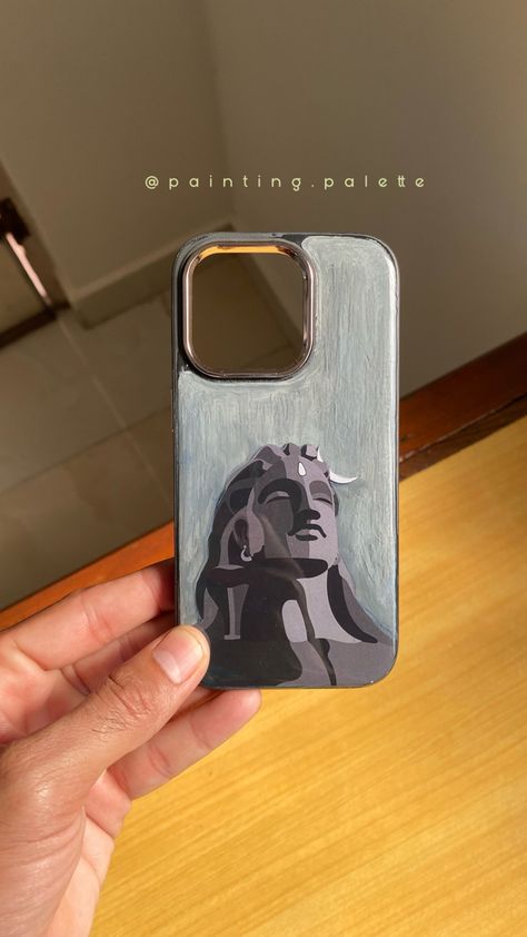 Adiyogi Shiva Handmade Cover 🏔✨🌙 @painting.palette . . . Model - iPhone 14 Pro (Any model is possible) Dm to customise your own cover. @painting.palette 🌸♥️ Few pointers about the quality of the product. 🔸The Surface is glossy finished. 🔸Water and Shock Resistant Cover. 🔸Unbreakable surface unlike Glass. 🔸The colour won’t be faded in future. 🔸Acrylic Colours are used to paint the covers. 🔸The weight is very normal. 40 to 50 Grams depending on the model. Not too heavy not to light. . . T Aesthetic Covers For Phone, Mobile Back Cover Design For Boys, Iphone Cover Painting, Phone Cover Painting Acrylic, Cover Painting Ideas, Mobile Cover Art, Mobile Back Cover Design, Mobile Cover Diy, Mobile Cover Painting