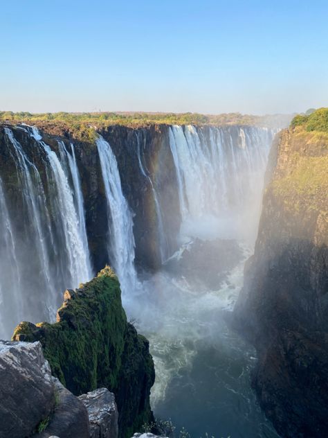 Zimbabwe Victoria Falls, Africa Trip Aesthetic, Zambia Aesthetic, Zimbabwe Aesthetic, Zimbabwe Culture, Travelling Africa, Zimbabwe Travel, Africa Aesthetic, Africa Travel Beautiful Places