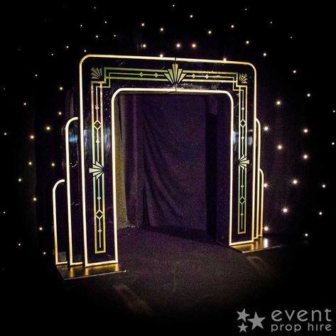 Great Gatsby Prom Theme, Great Gatsby Prom, Bugsy Malone, Party Bucket, Event Entrance, Great Gatsby Theme, Art Deco Living Room, Gatsby Theme, Event Props