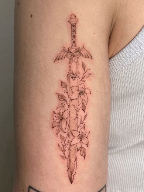 zelda swird tattoo Minimalist Zelda Tattoo, Light Dragon Tattoo Zelda, Legend Of Zelda Dragon Tattoo, Loz Tattoo Ideas, Legend Of Zelda Botw Tattoo, Zelda Tatoos Ideas, Zelda Inspired Tattoo, Legends Of Zelda Tattoo, Master Swordsman Zelda Tattoo