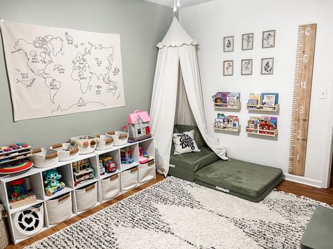 Nugget Couch Cozy Corner, Small Playroom With Nugget, Nook Couch Ideas, Nugget Couch Decor Ideas, Nugget Couch Corner, Nugget Couch Playroom Decor, Play Couch Reading Nook, Nugget Room Ideas, Green Nugget Playroom