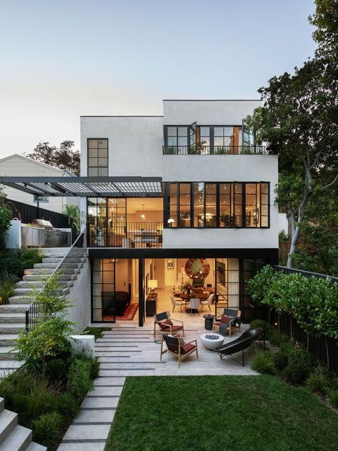 Tour this beautifully renovated 1920s Spanish Revival home by Medium Plenty and Regan Baker Design in San Francisco, California. Spanish Revival Home, Home Designs Exterior, Aesthetic Interior Design, Interior Design Per La Casa, Modern Deco, Spanish Revival, Decoration Inspiration, Dream House Exterior, Spanish Style